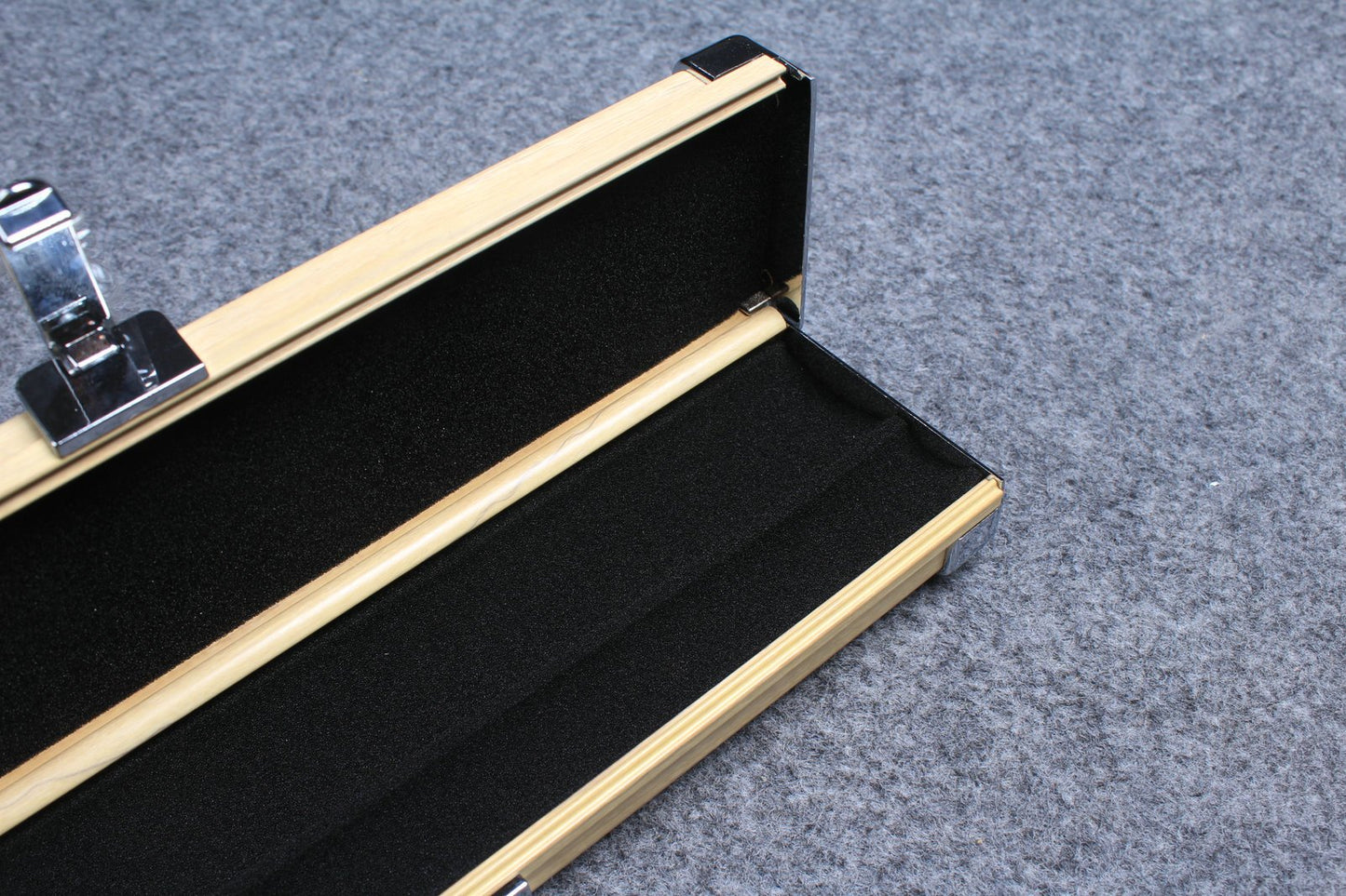 1 Piece Cue Case Pro Aluminium Snooker Cue Case With Metal Ends 60" 1PC2-B