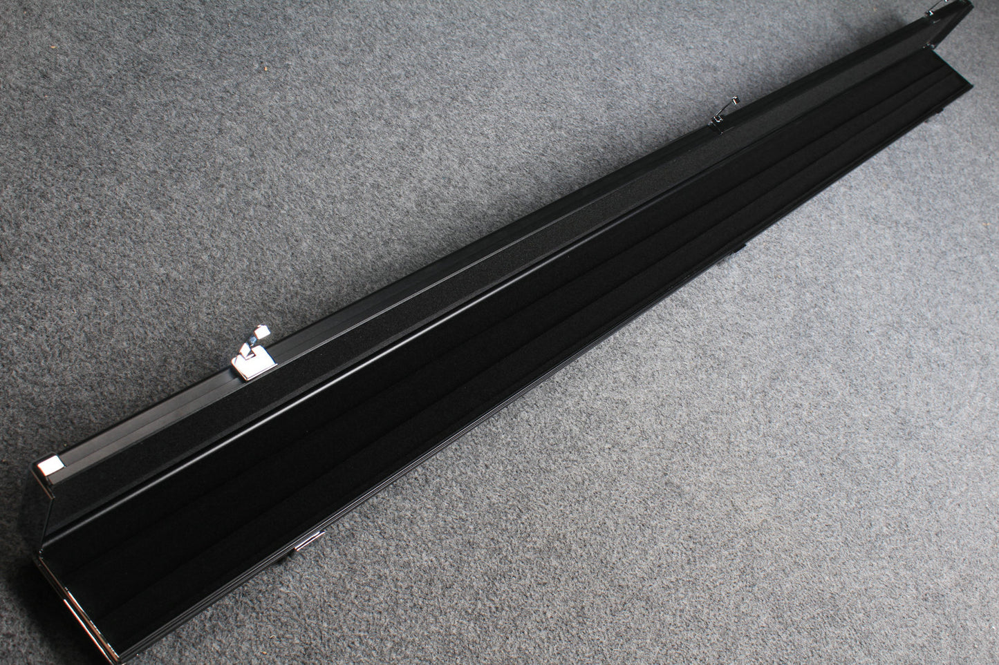 Wide 1 Piece Cue Case Pro Aluminium Snooker Cue Case With Metal Ends 60" three slots 1PC3-BLK