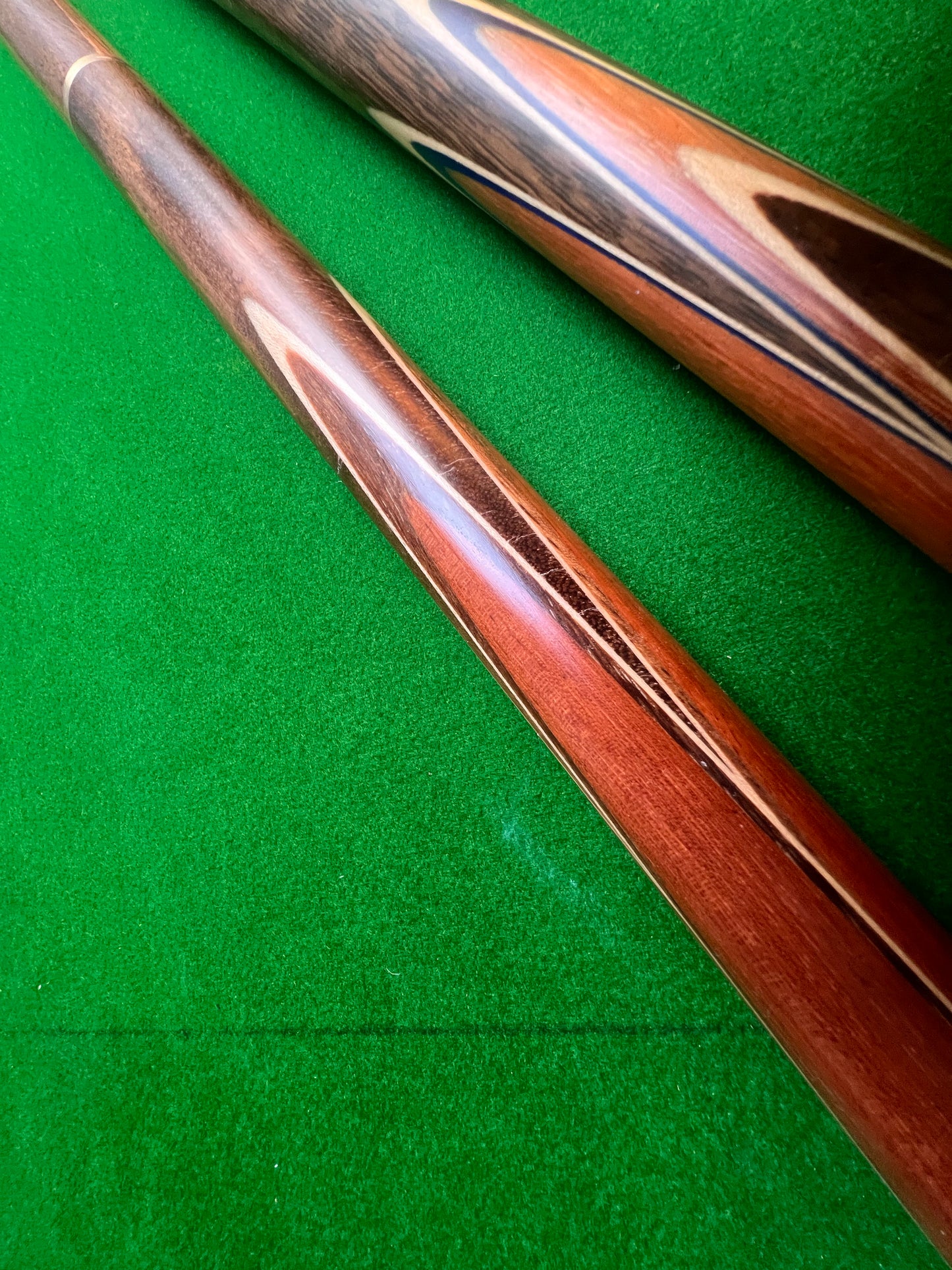 2x Pre Owned 3/4 Snooker Cues ash and Maple shaft, 8.5mm and 9.5mm tip