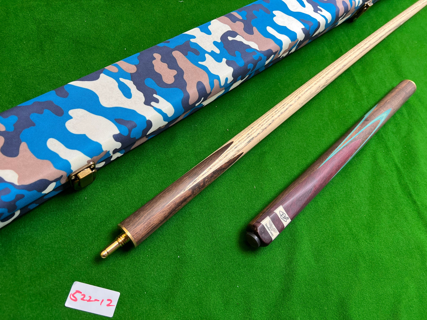 Pre Owned LP 3/4 Snooker Cue + Case