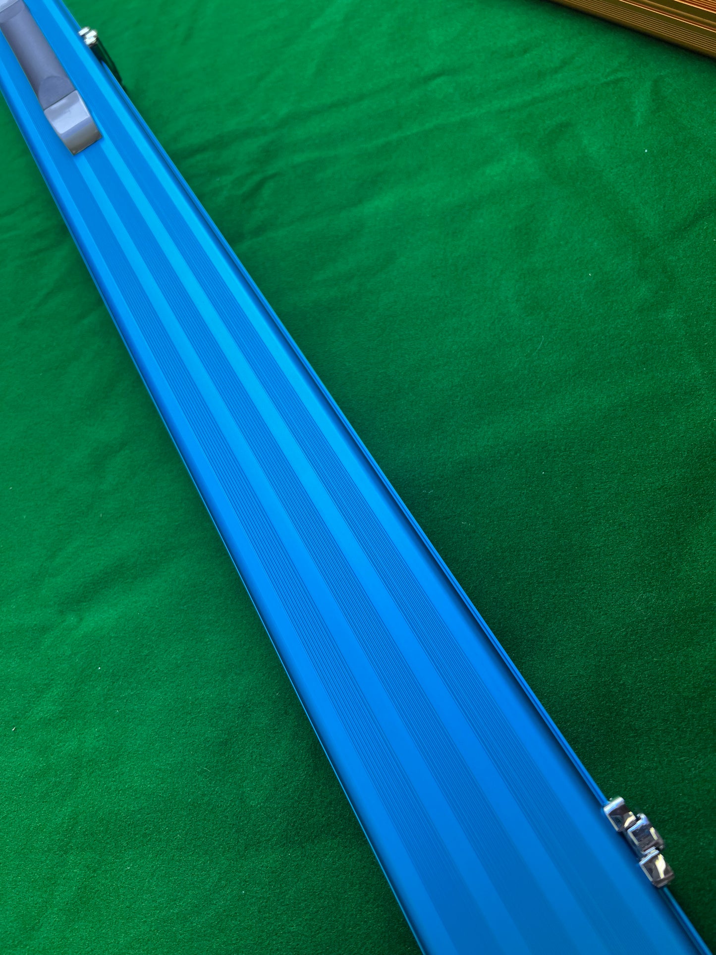 1 Piece Cue Case Pro Aluminium Snooker Cue Case With Metal Ends