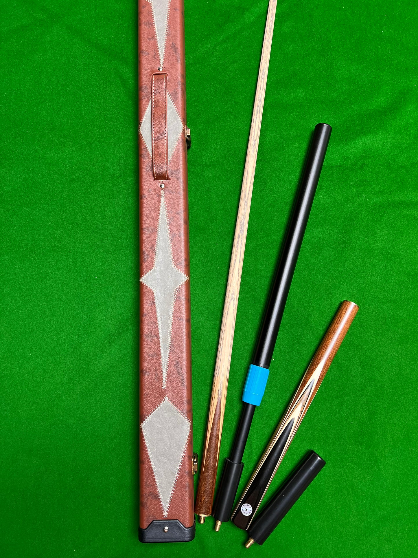 Star handmade 3/4 snooker cue set with case & extensions wd23