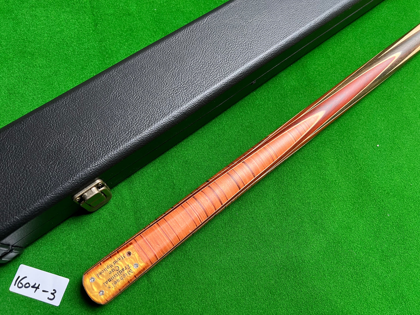 Pre Owned 1 Piece Maple Handmade snooker cue set
