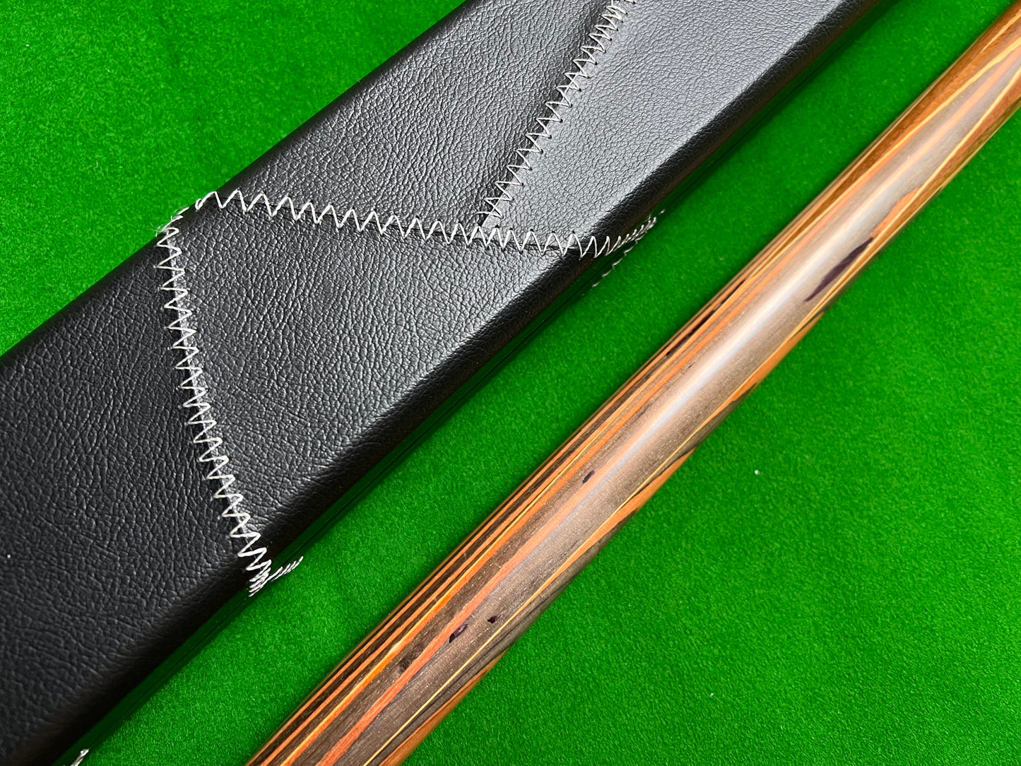 Pre Owned 1 Piece Handmade snooker cue set