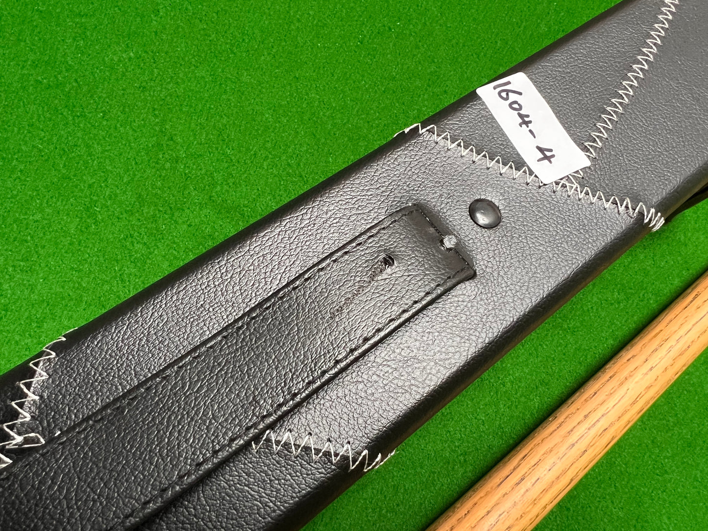 Pre Owned 1 Piece Handmade snooker cue set