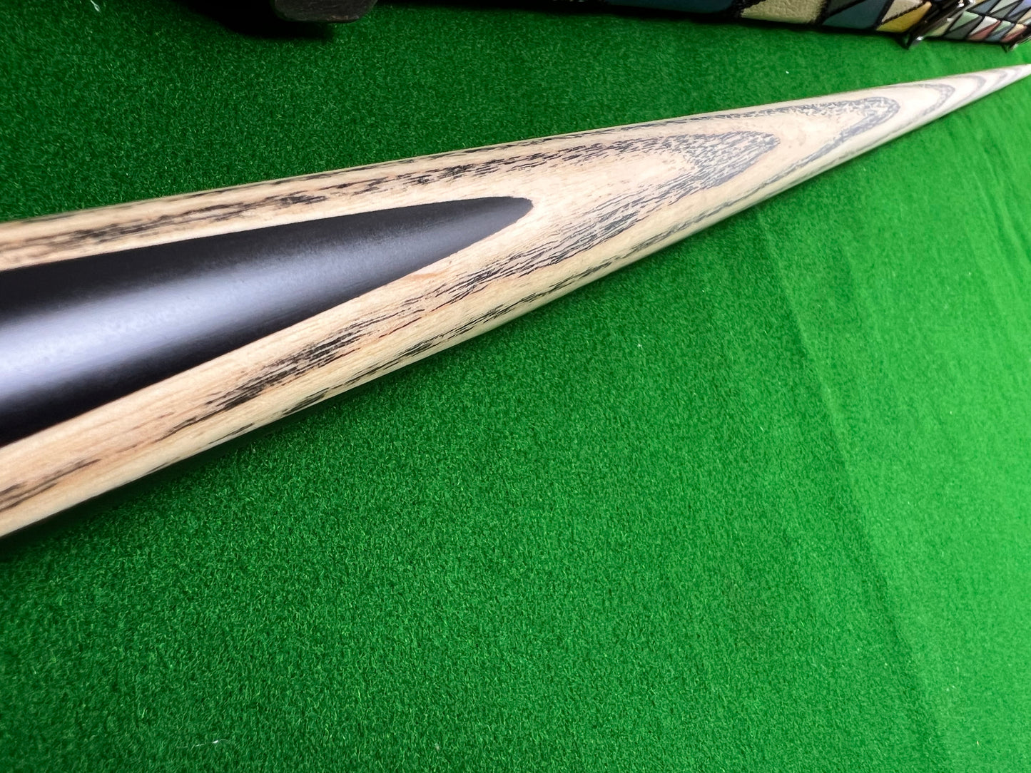 Pre Owned 1 Piece Ebony Handmade snooker cue set