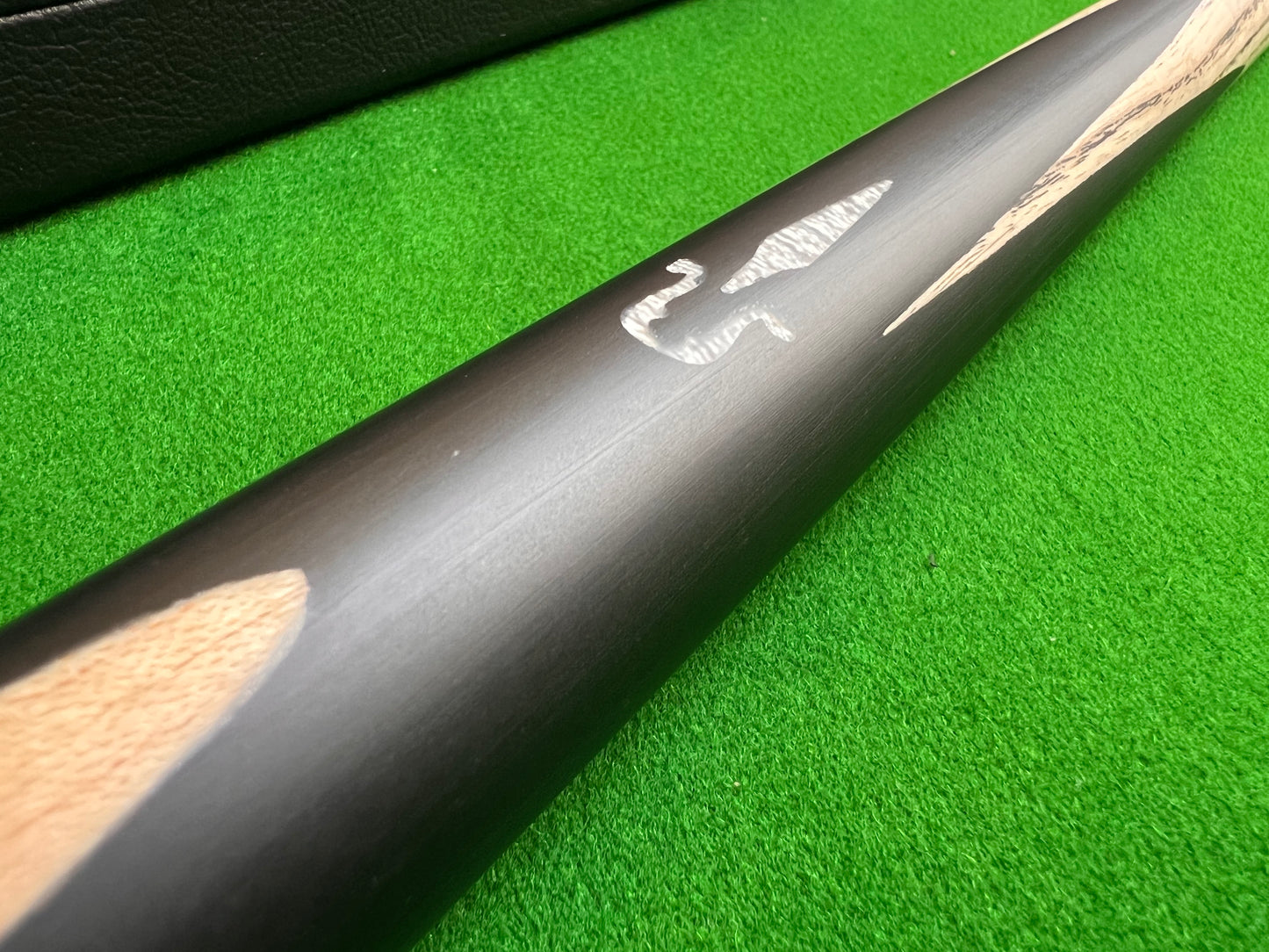 Handmade Ebony & Ash One-Piece Snooker Cue Set | Case & Extensions Included
