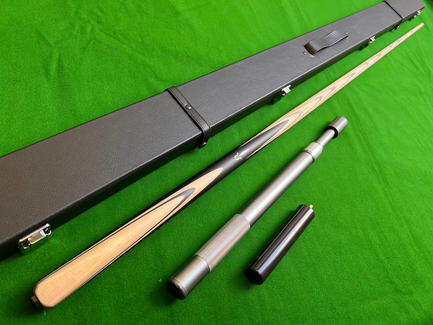 Handmade Ebony & Ash One-Piece Snooker Cue Set | Case & Extensions Included