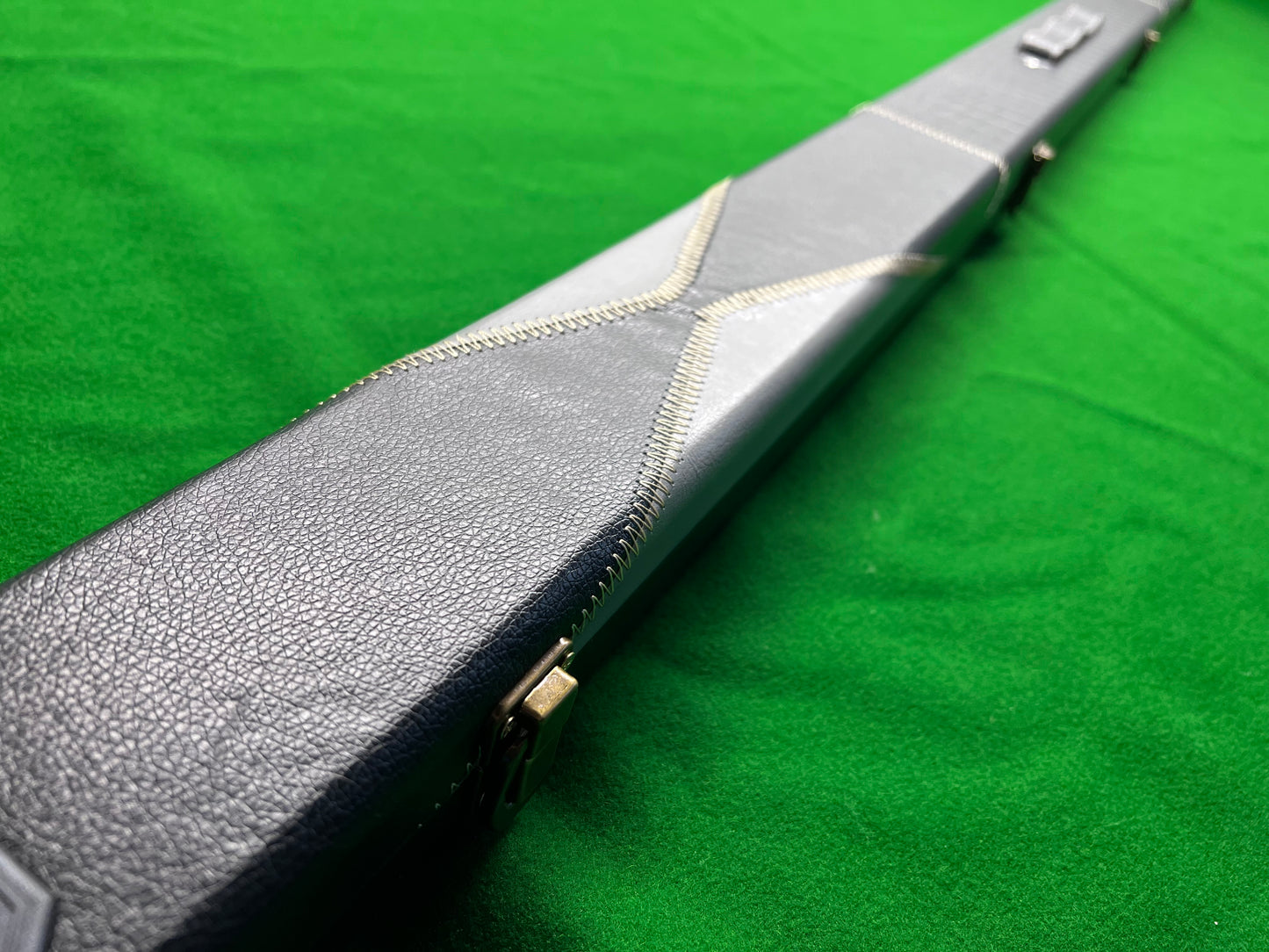 ONE PIECE SNOOKER CUE CASE WITH 2 SLOTS 1PJ9