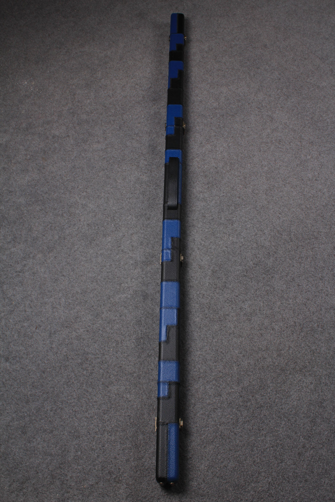 ONE PIECE SLIM NAVY/BLACK SNOOKER CUE CASE STUD ENDS ML1A