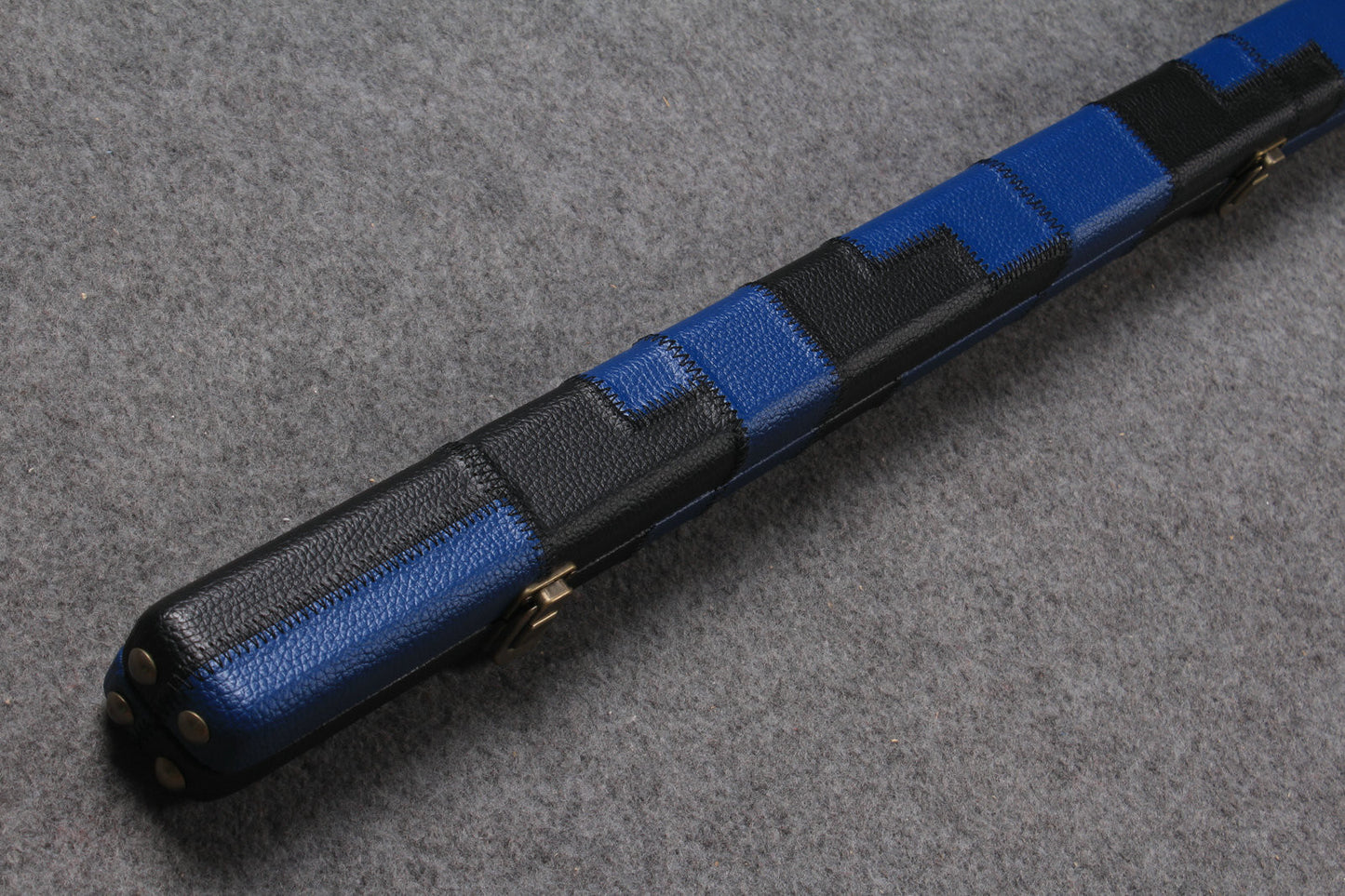 ONE PIECE SLIM NAVY/BLACK SNOOKER CUE CASE STUD ENDS ML1A