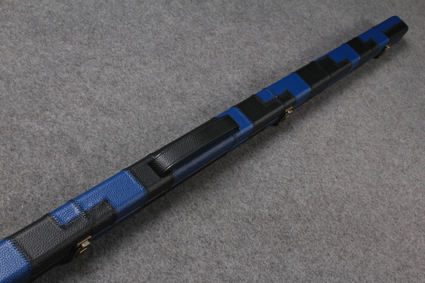 ONE PIECE SLIM NAVY/BLACK SNOOKER CUE CASE STUD ENDS ML1A