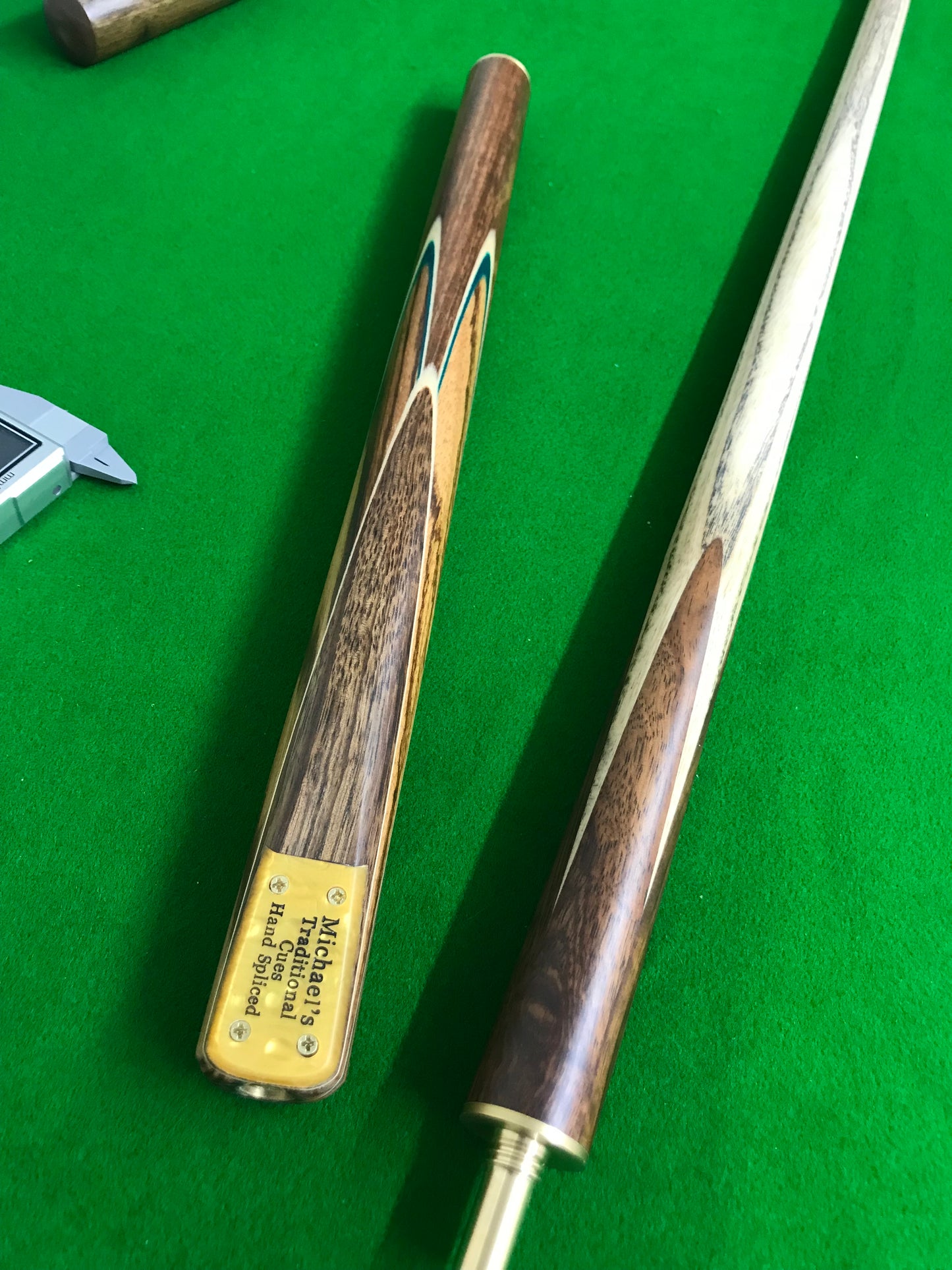 MICHAEL'S HANDMADE ASH SNOOKER CUE 3/4 JOINTED WD13