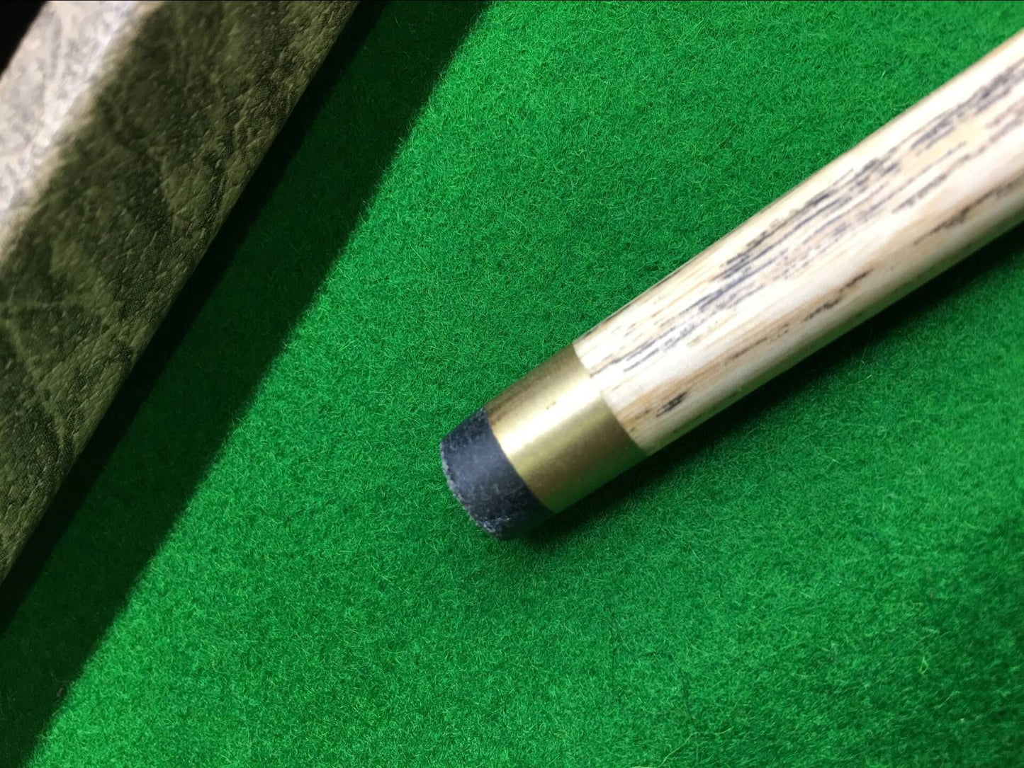 ONE PIECE ASH SHAFT BLACK EBONY HANDMADE SNOOKER CUE SET WITH CASE AND EXTENSIONS WDC