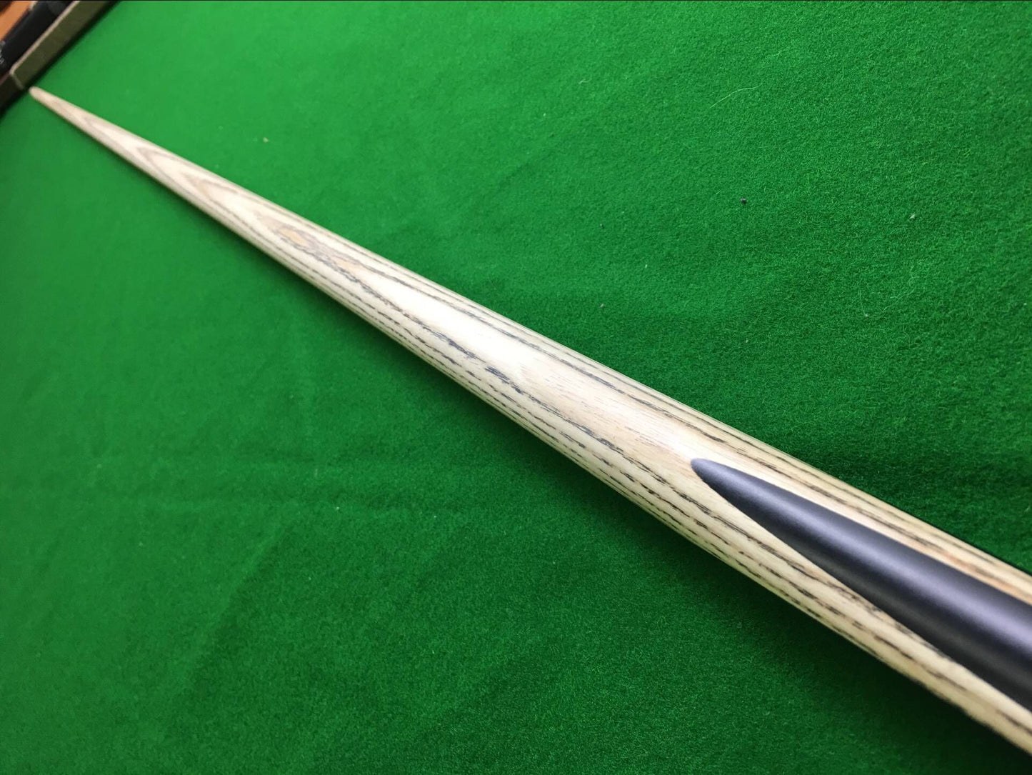 ONE PIECE ASH SHAFT BLACK EBONY HANDMADE SNOOKER CUE SET WITH CASE AND EXTENSIONS WDC
