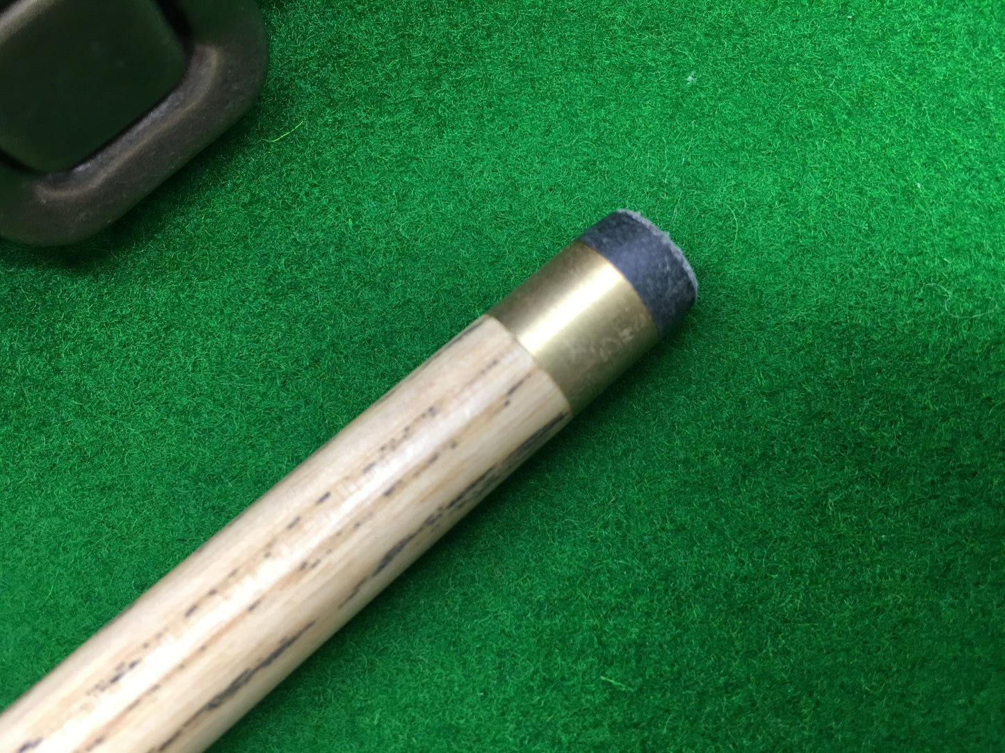 ONE PIECE ASH SHAFT HANDMADE SNOOKER CUE SET WITH CASE AND EXTENSIONS WDA