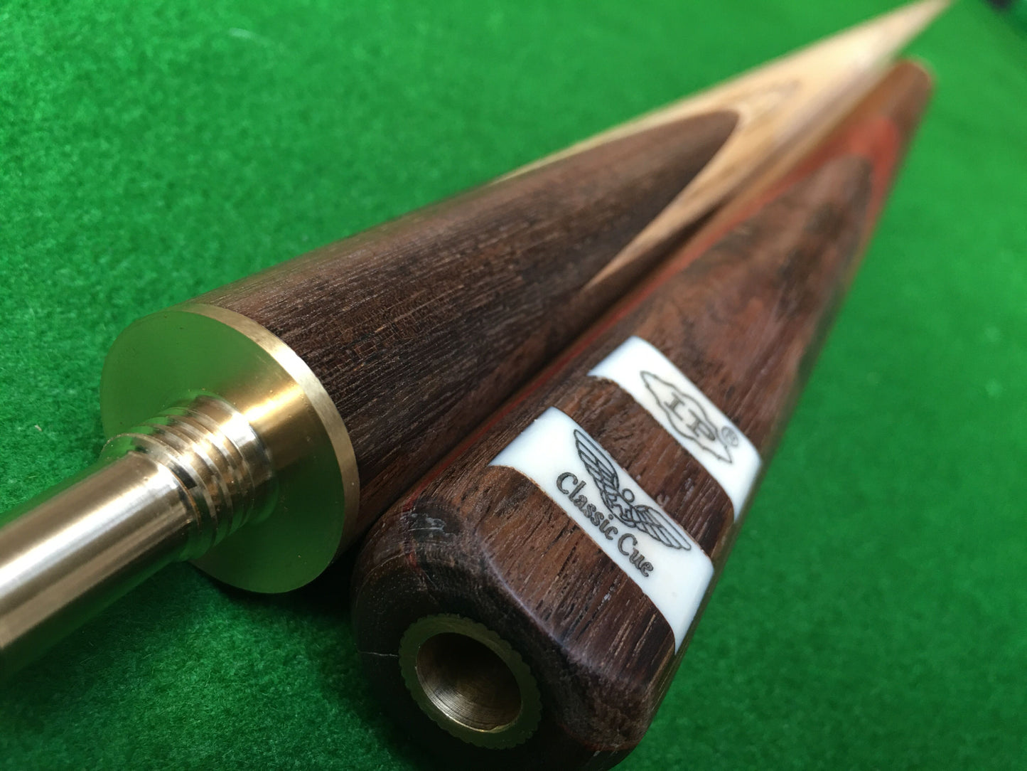 LP HANDMADE ASH SNOOKER CUE 3/4 JOINTED - CLASSIC CUE COLLECTION CF1