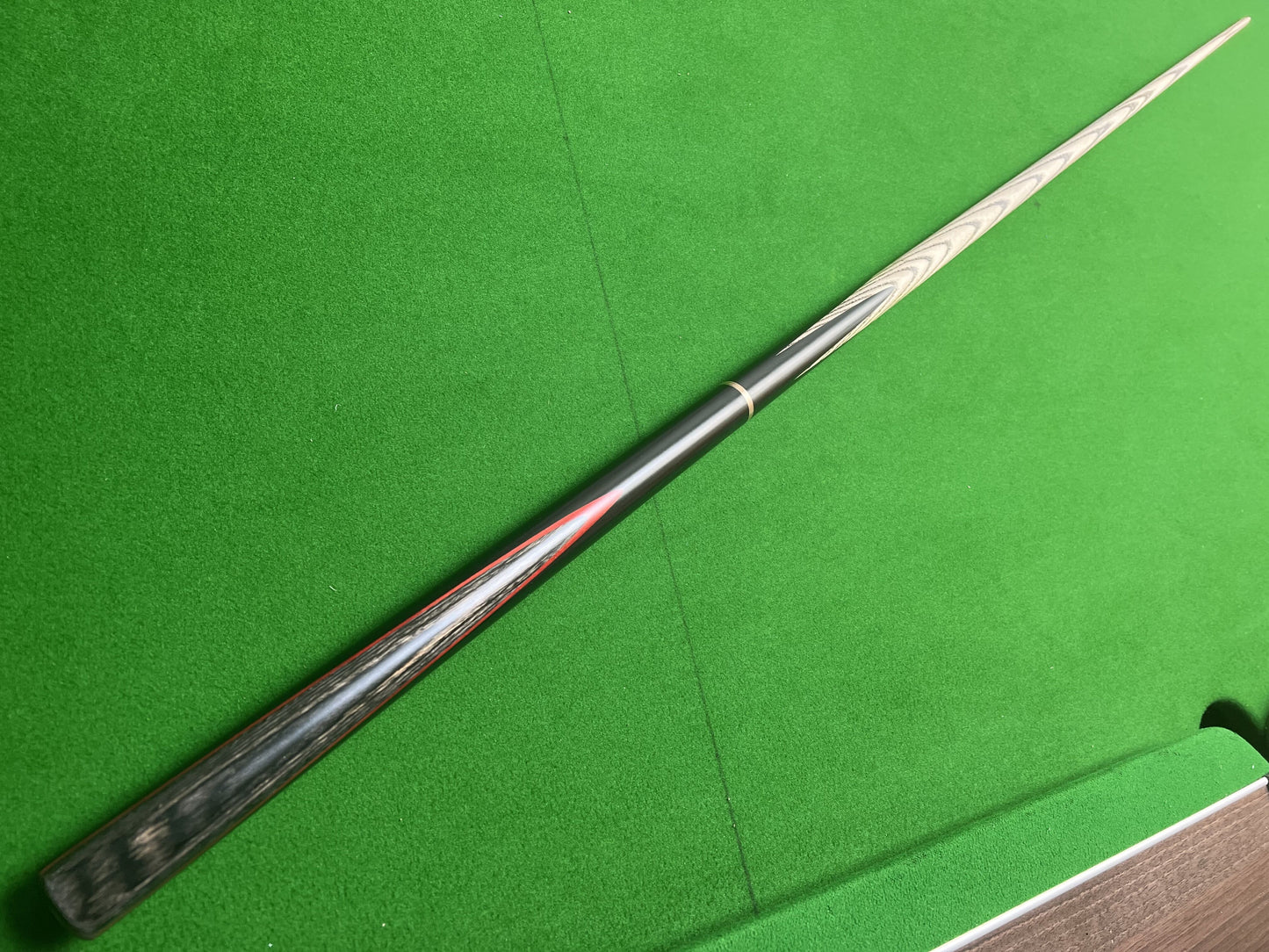 HANDMADE EBONY 3/4 JOINTED SNOOKER CUE 8.5MM TIP WD31
