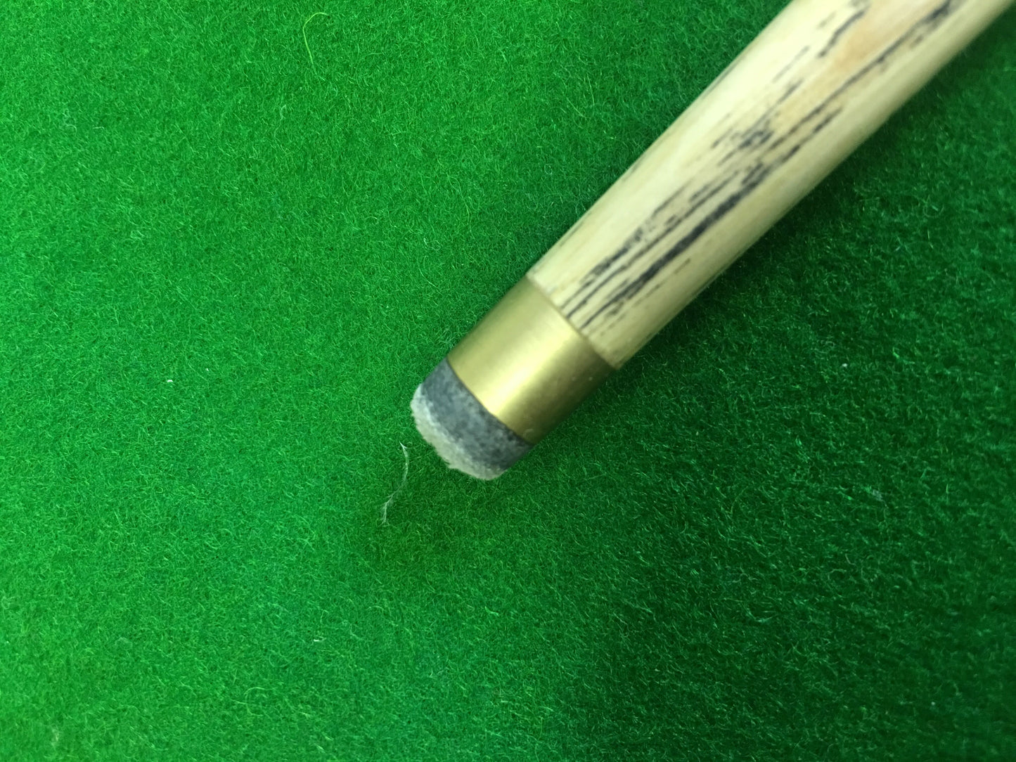 W&L SPORTS STAR 3/4 HAND SPLICED ROSEWOOD ASH SNOOKER CUE & CASE