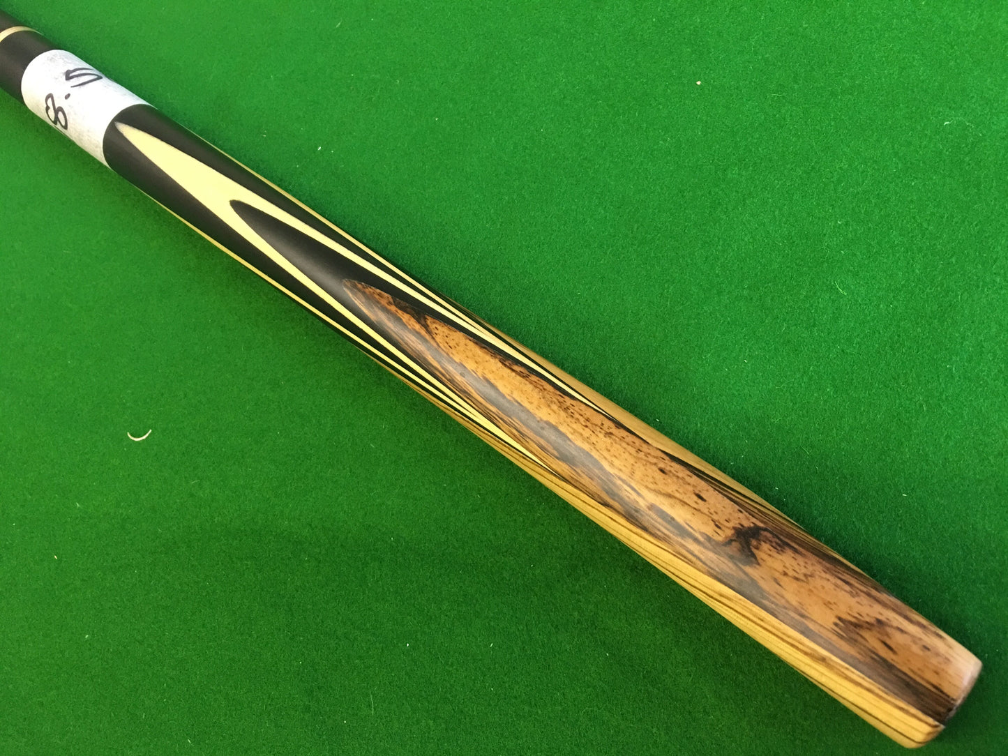 W&L SPORTS STAR 3/4 HAND SPLICED BLACK AFRICAN EBONY ASH SNOOKER CUE WD25