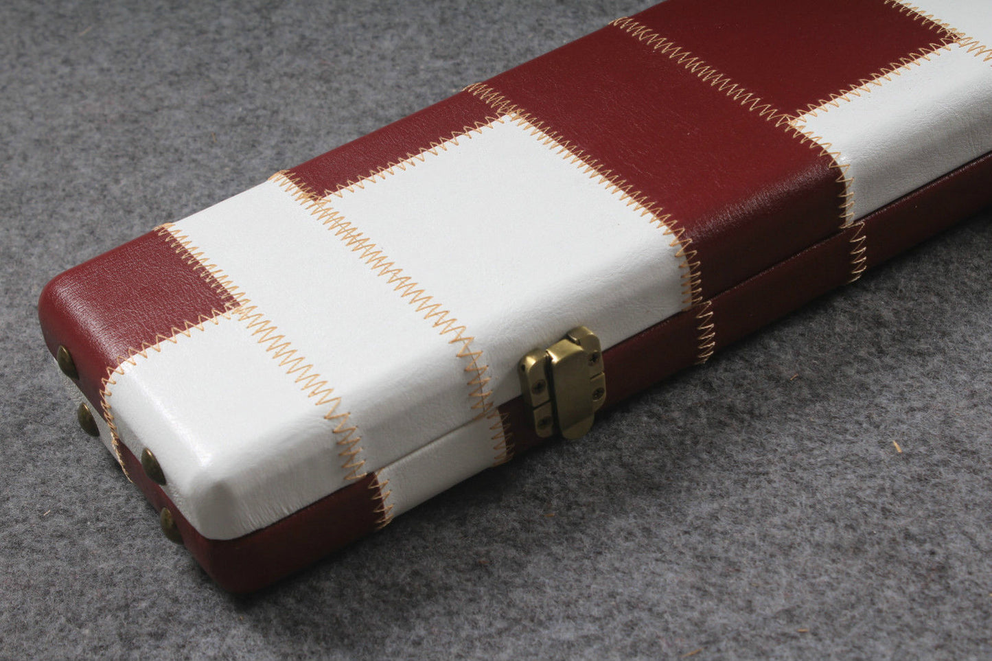 3/4 Deluxe Wide 3 Compartment Tournament Style Snooker Cue Case H6607-1