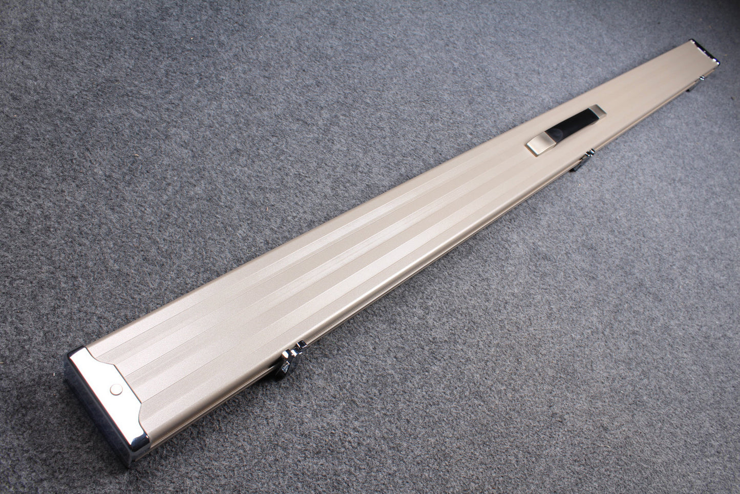 Wide 1 Piece Cue Case Pro Aluminium Snooker Cue Case With Metal Ends 60" three slots 1PC3-P