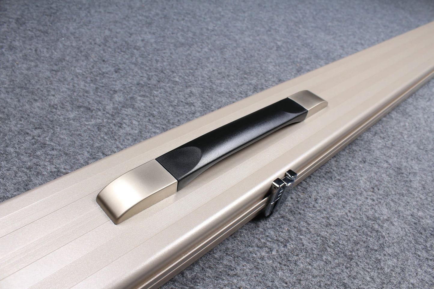 Wide 1 Piece Cue Case Pro Aluminium Snooker Cue Case With Metal Ends 60" three slots 1PC3-P