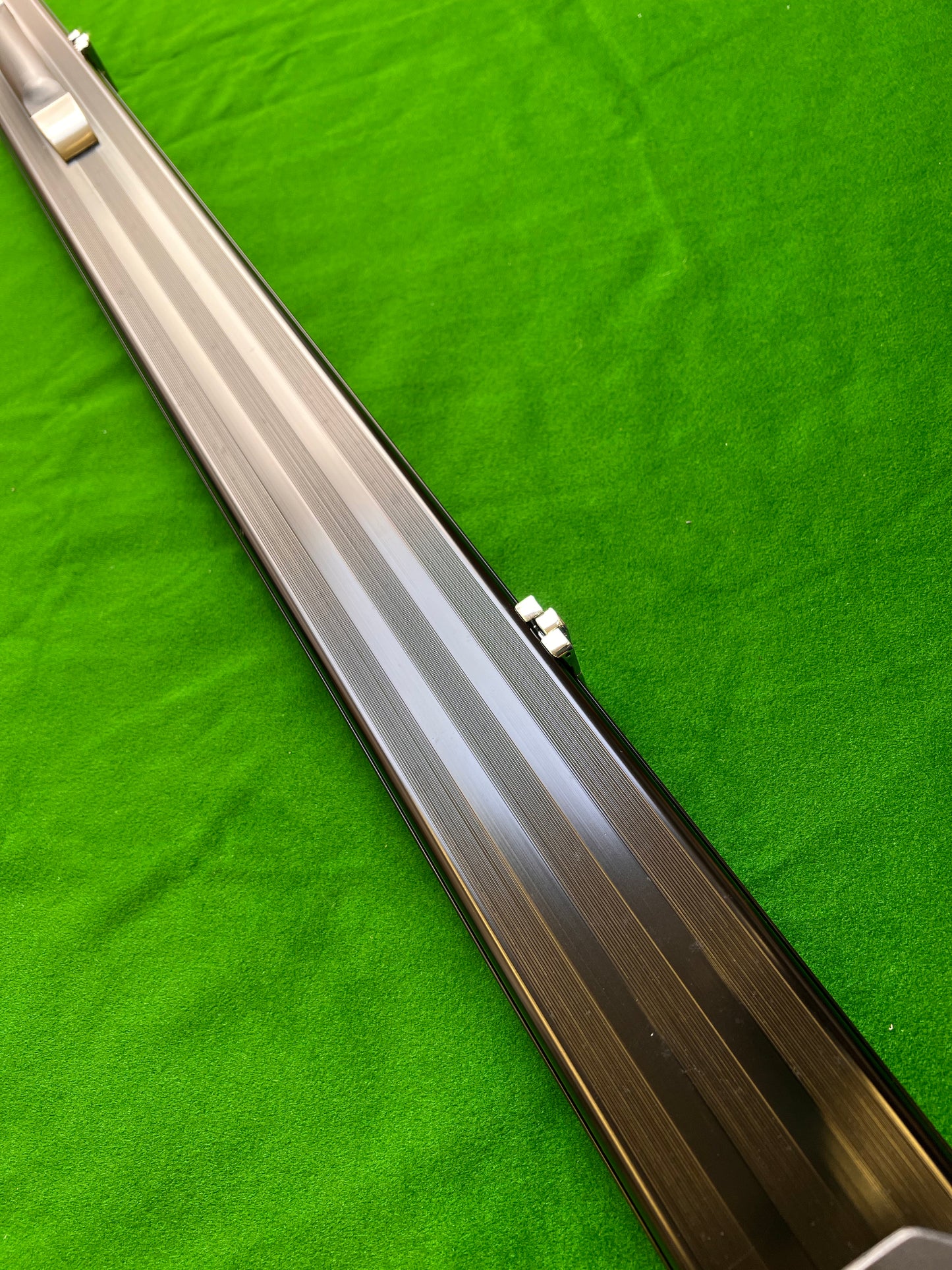 1pc Aluminium One Piece Snooker Cue Case – Tournament Style