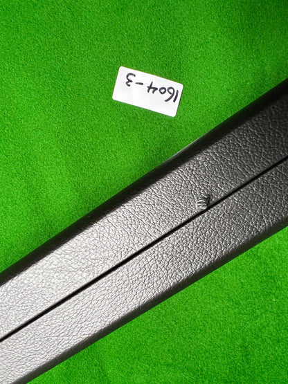 Pre Owned 1 Piece Maple Handmade snooker cue set