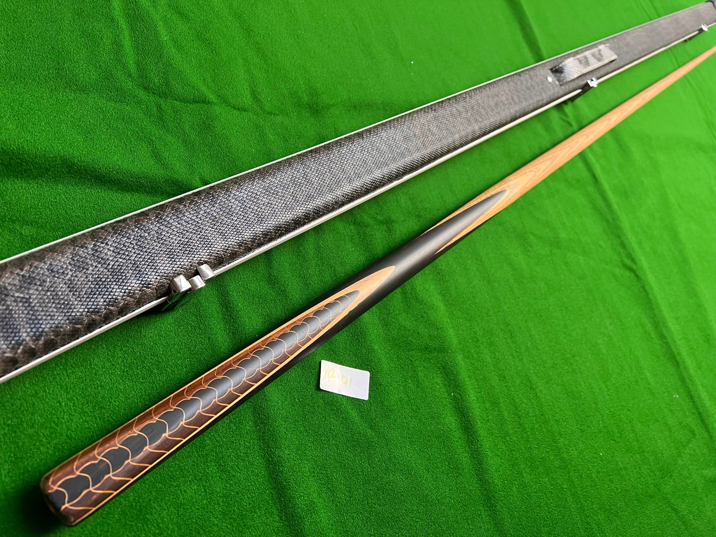 Pre Owned 1 Piece Ebony Handmade English Pool cue set 9mm tip