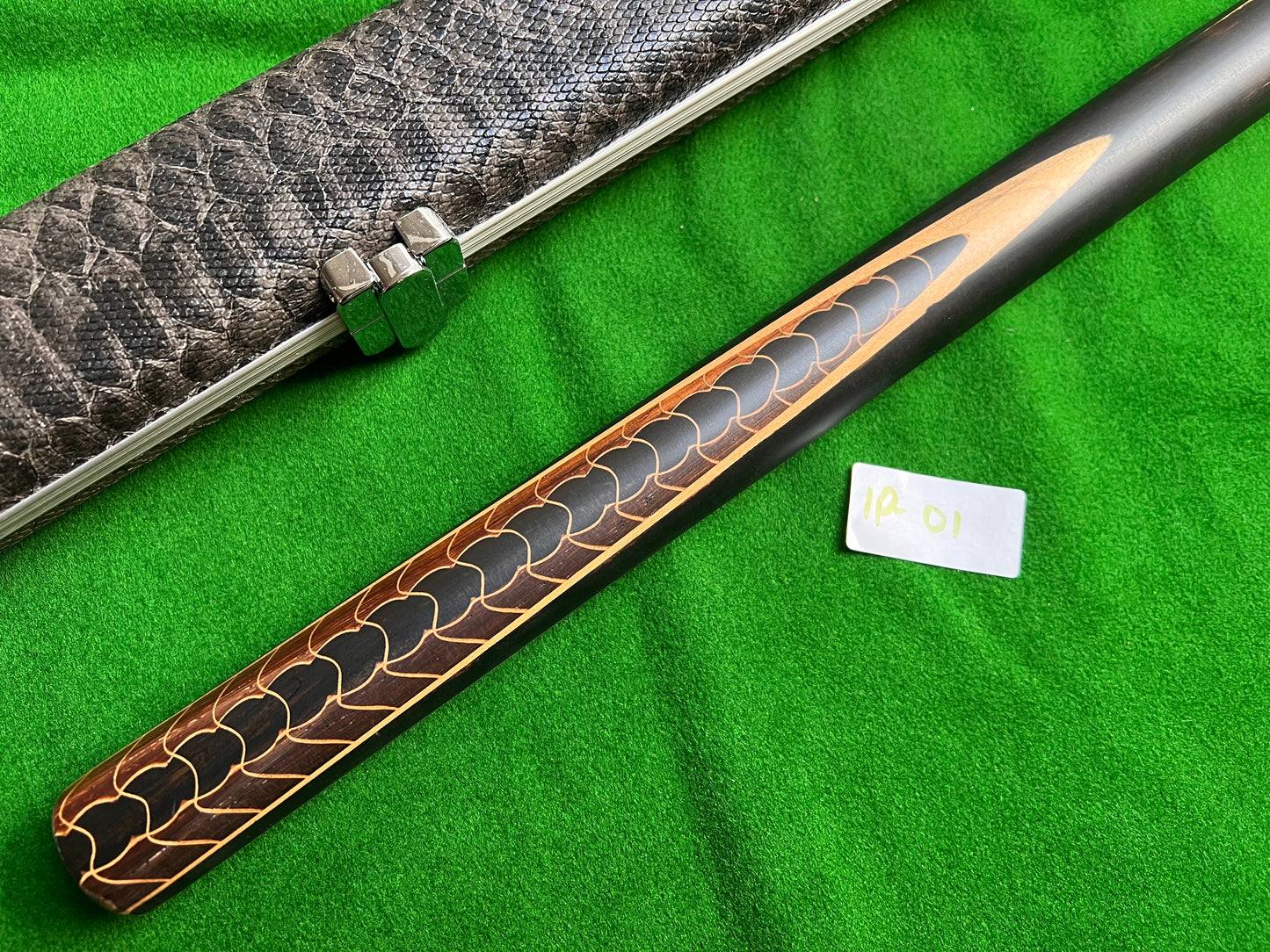 Pre Owned 1 Piece Ebony Handmade English Pool cue set 9mm tip
