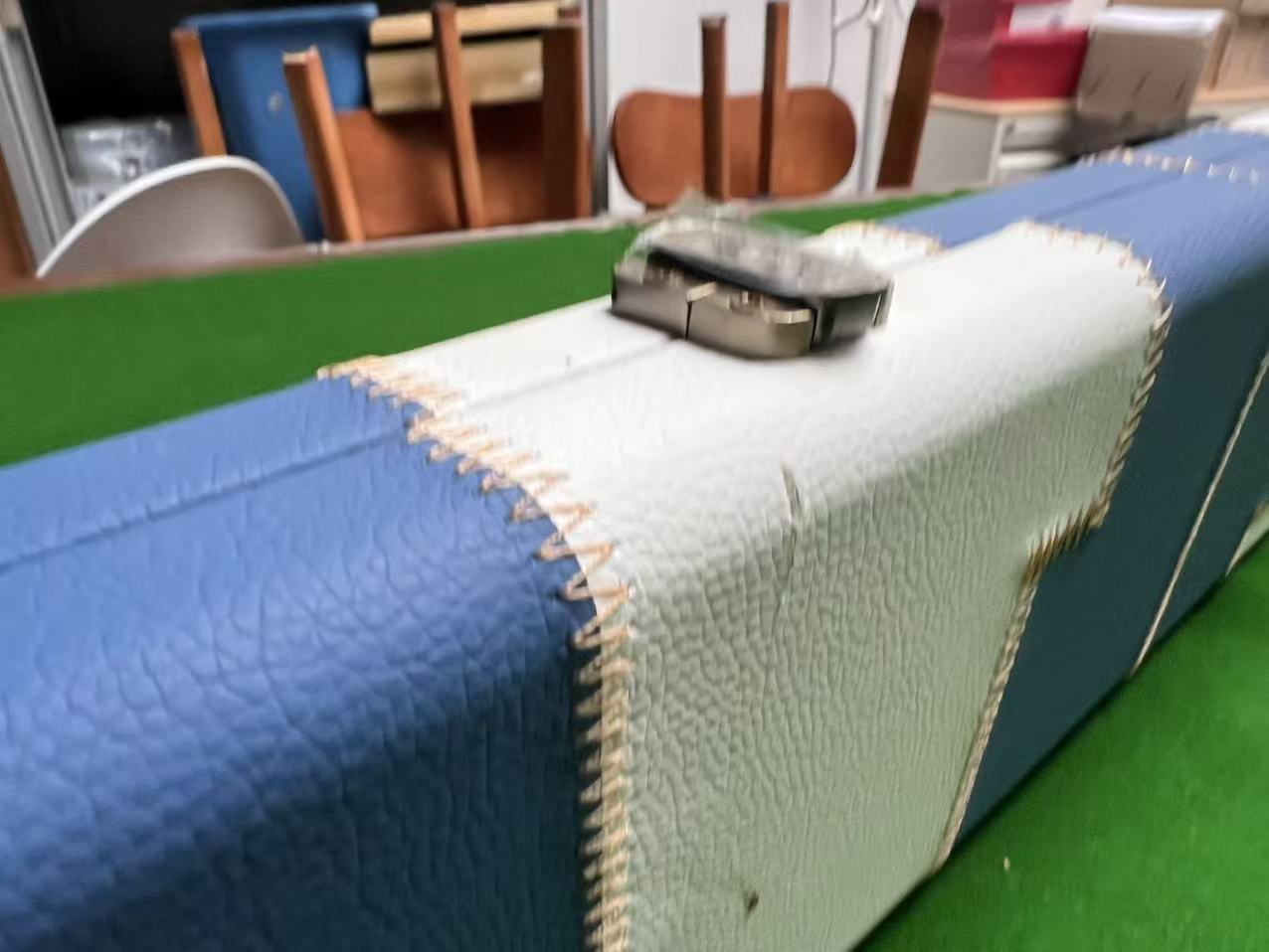 Pre Owned One Piece Wide Snooker Cue Case With Metal Ends 3 Slot