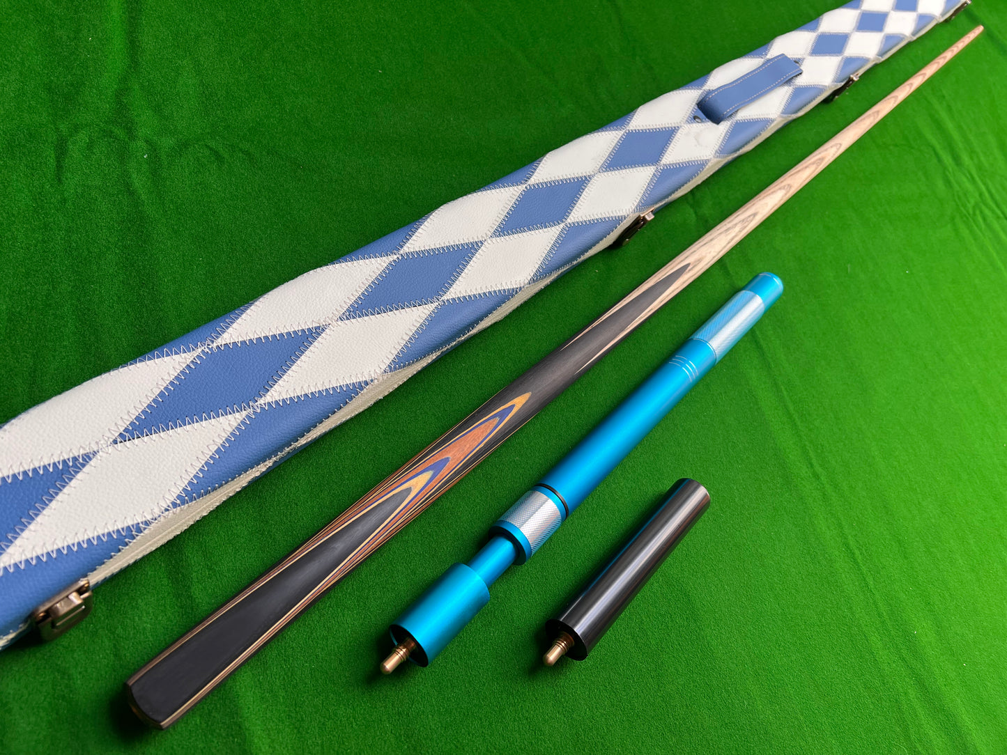 ONE PIECE ASH SHAFT HANDMADE SNOOKER CUE SET WITH CASE AND EXTENSIONS