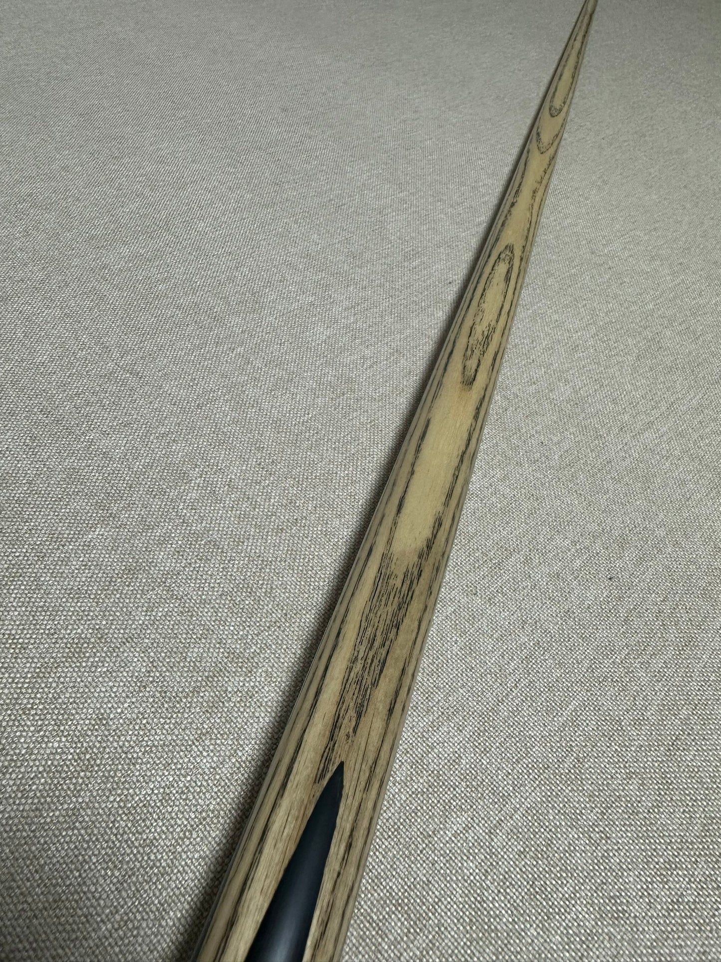 Handmade Pro One Piece Black Ebony Cue 9.25mm Tip