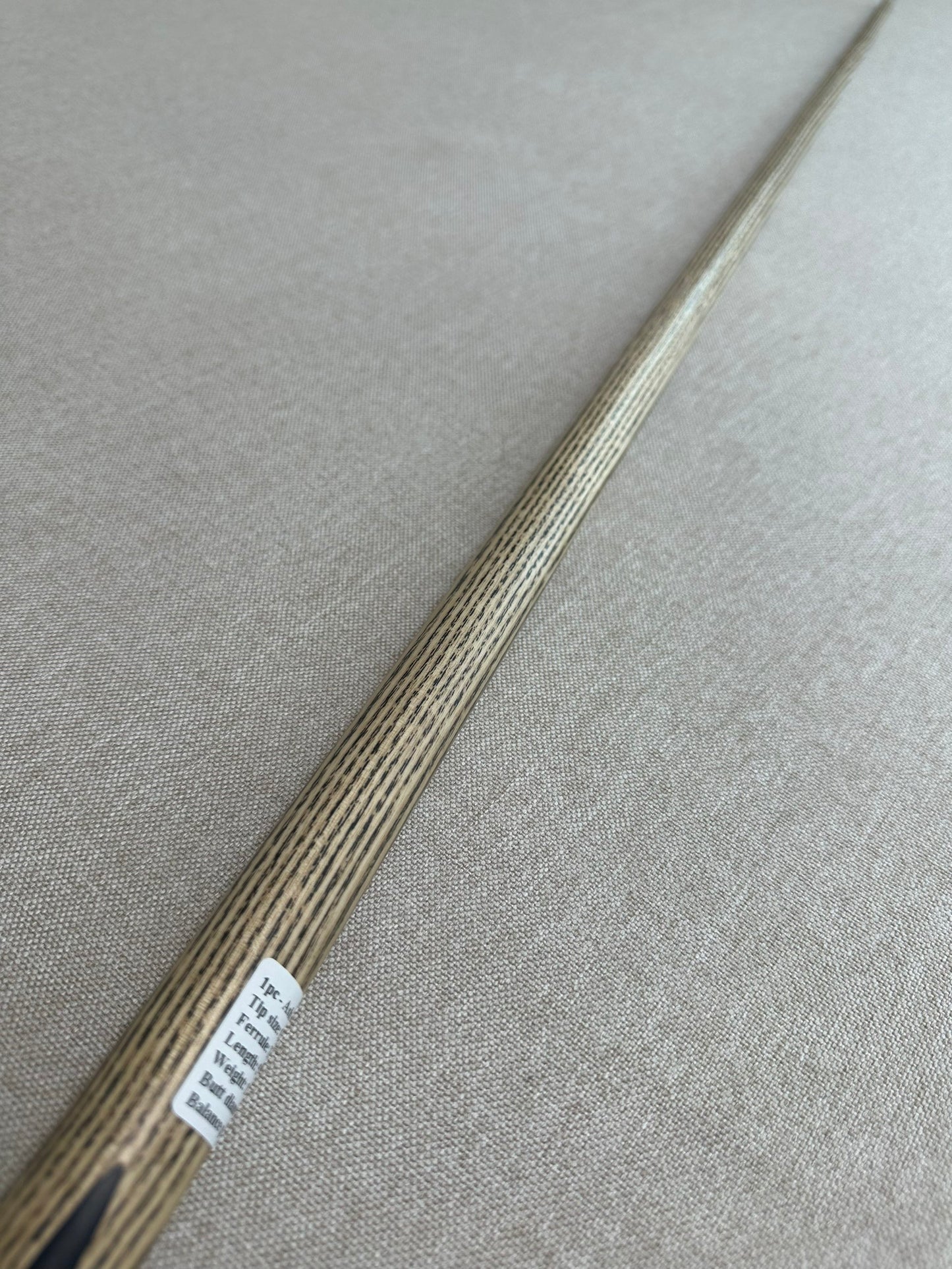 Handmade Pro One Piece Black Ebony Cue 9.6mm Tip