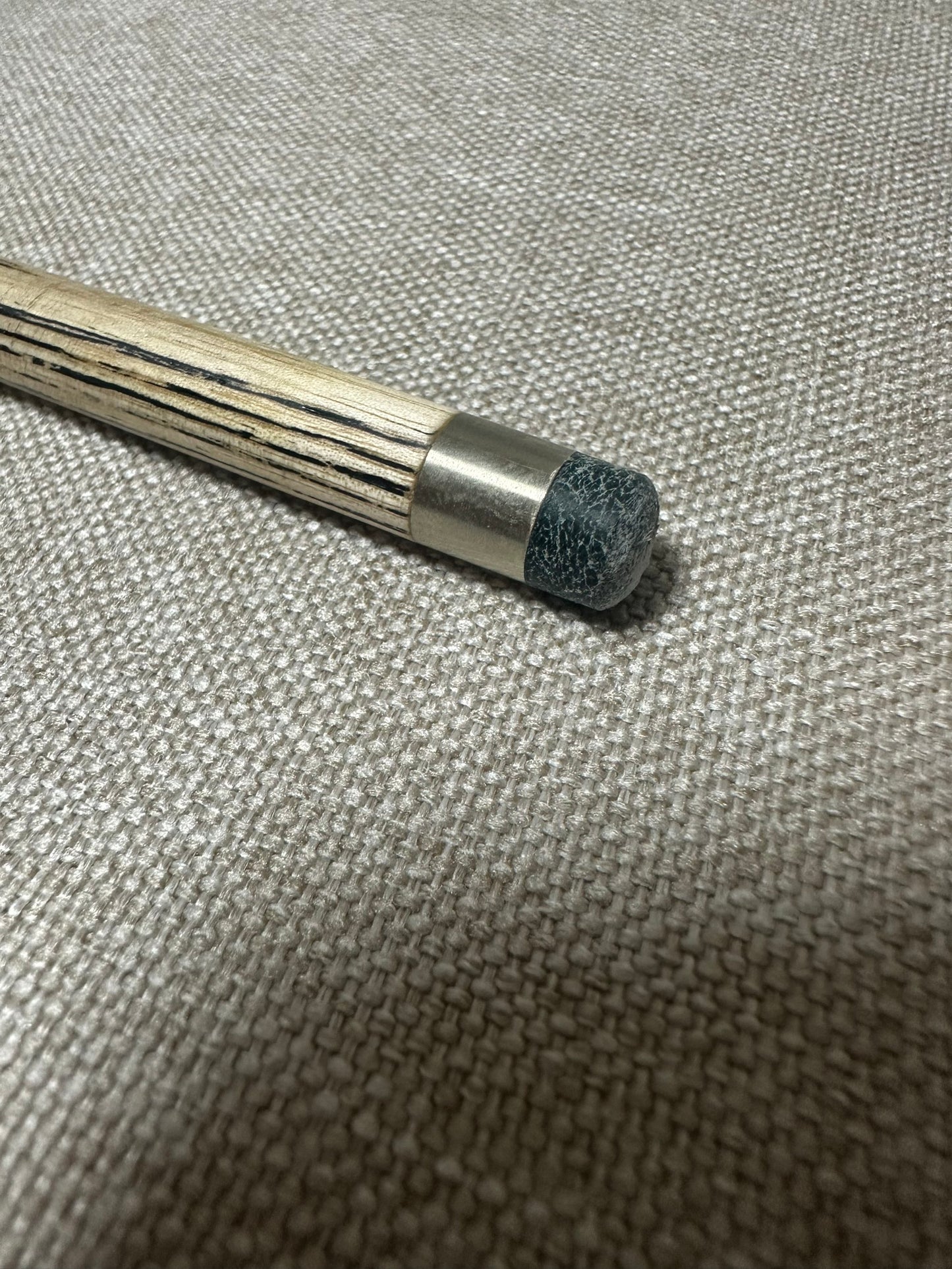 Handmade Pro One Piece Black Ebony Cue 9mm Tip