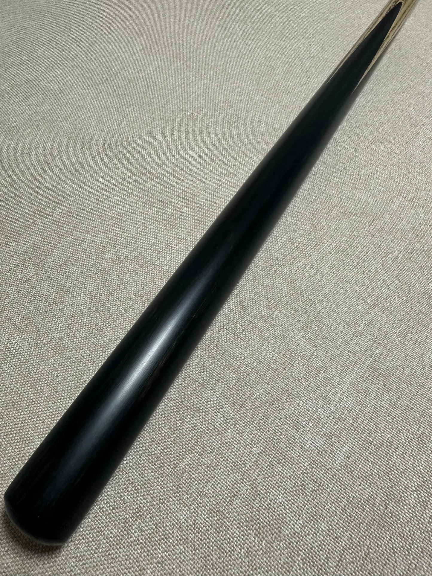 Handmade Pro One Piece Black Ebony Cue 8.9mm Tip