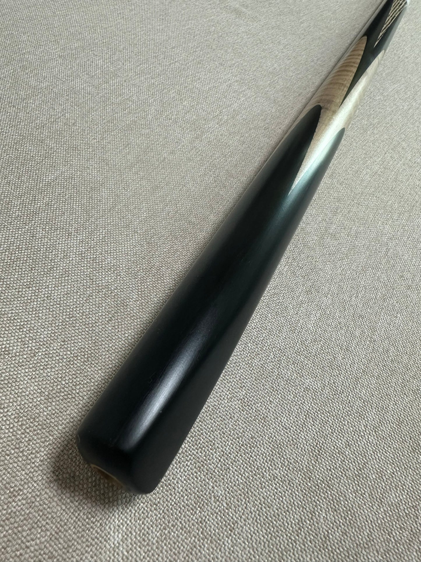 Handmade Pro One Piece Black Ebony Cue 10.2 mm Tip