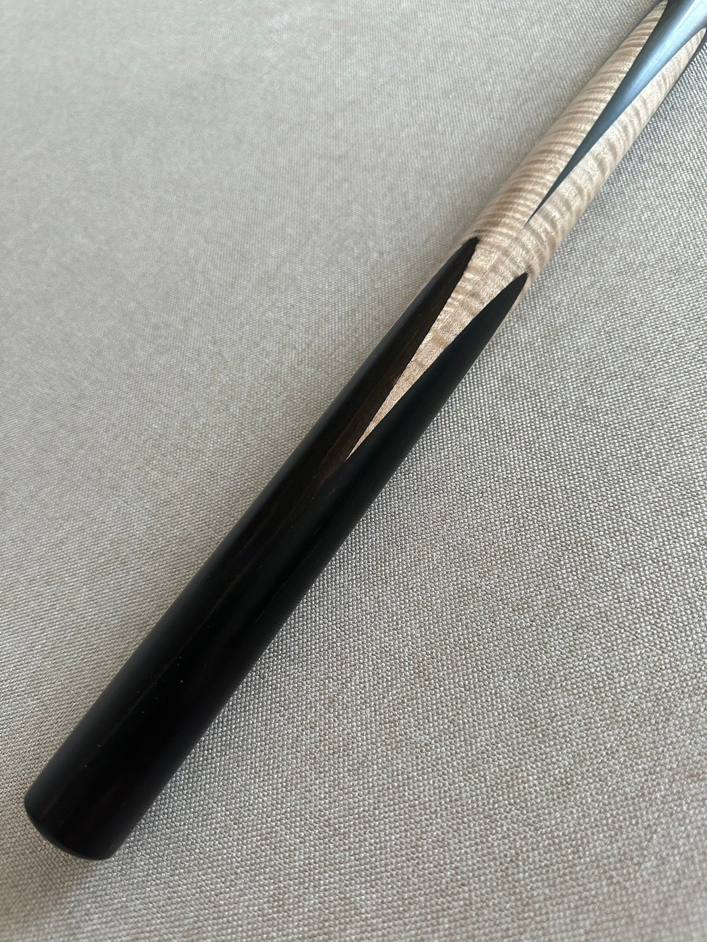 Handmade Pro One Piece Black Ebony Cue 10.5 mm Tip