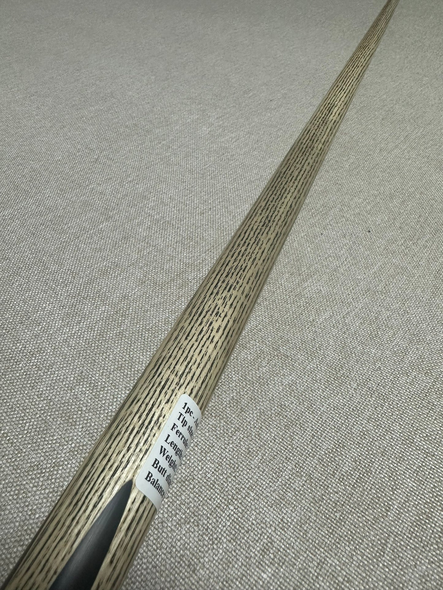 Handmade Pro One Piece Black Ebony Cue 9.5mm Tip