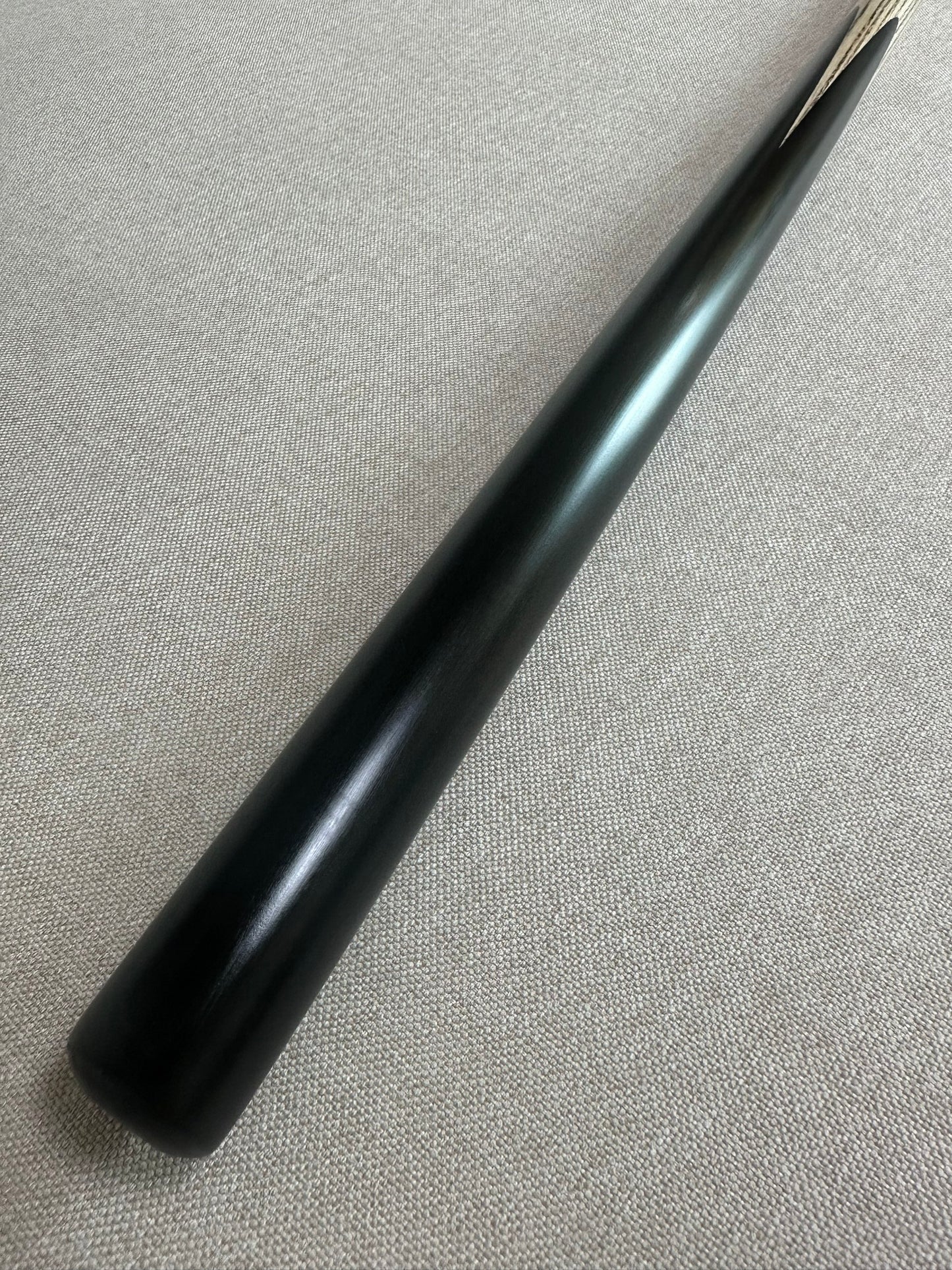 Handmade Pro One Piece Black Ebony Cue 9.4mm Tip