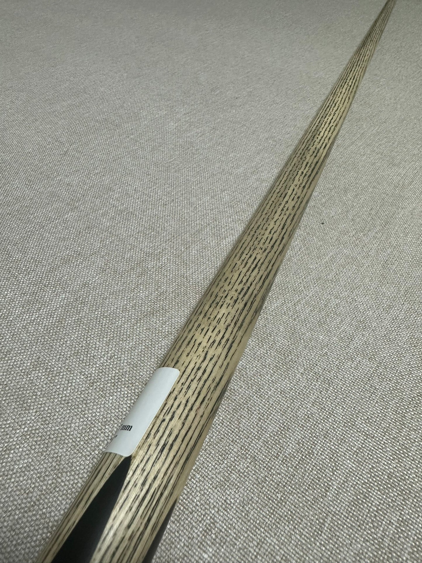 Handmade Pro One Piece Black Ebony Cue 9.5mm Tip