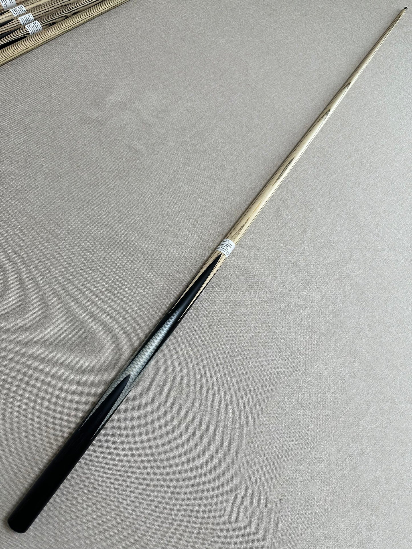 Handmade Pro One Piece Black Ebony Cue 10.5mm Tip