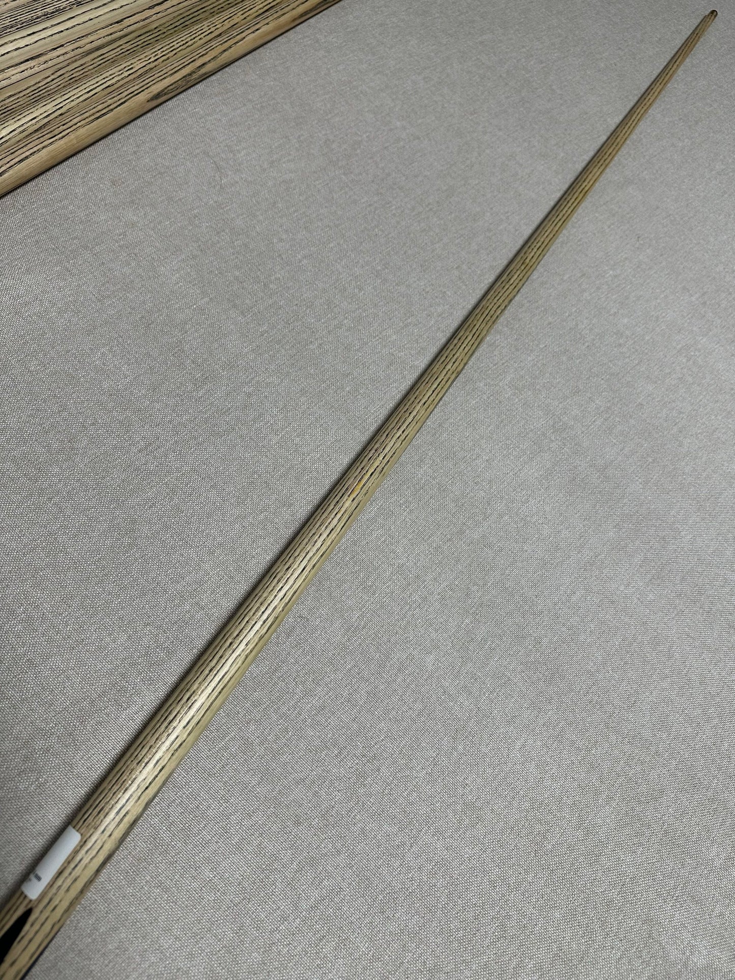 Handmade Pro One Piece Black Ebony Cue 9.4 mm Tip