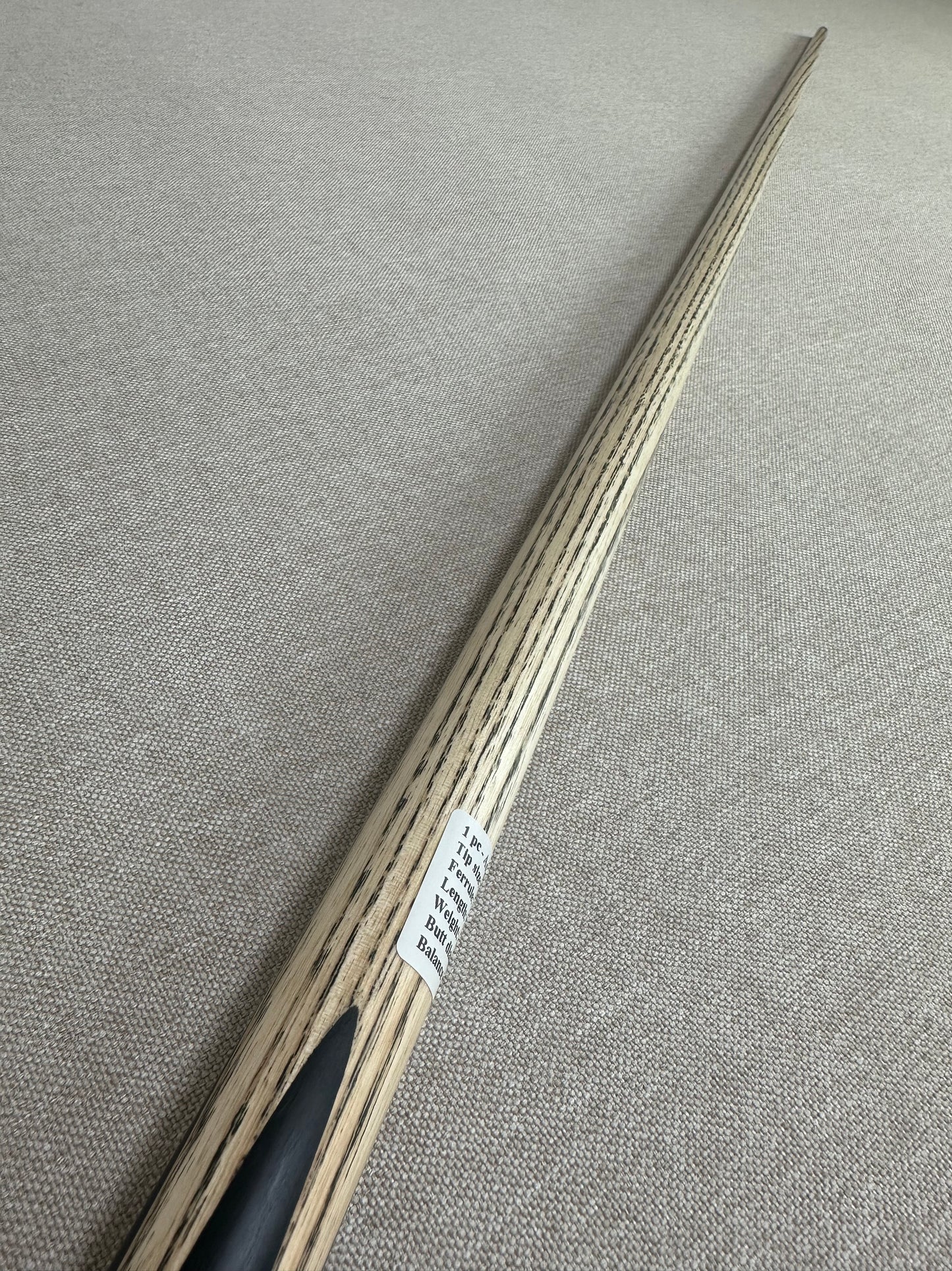 Handmade Pro One Piece Black Ebony Cue 10.4 mm Tip
