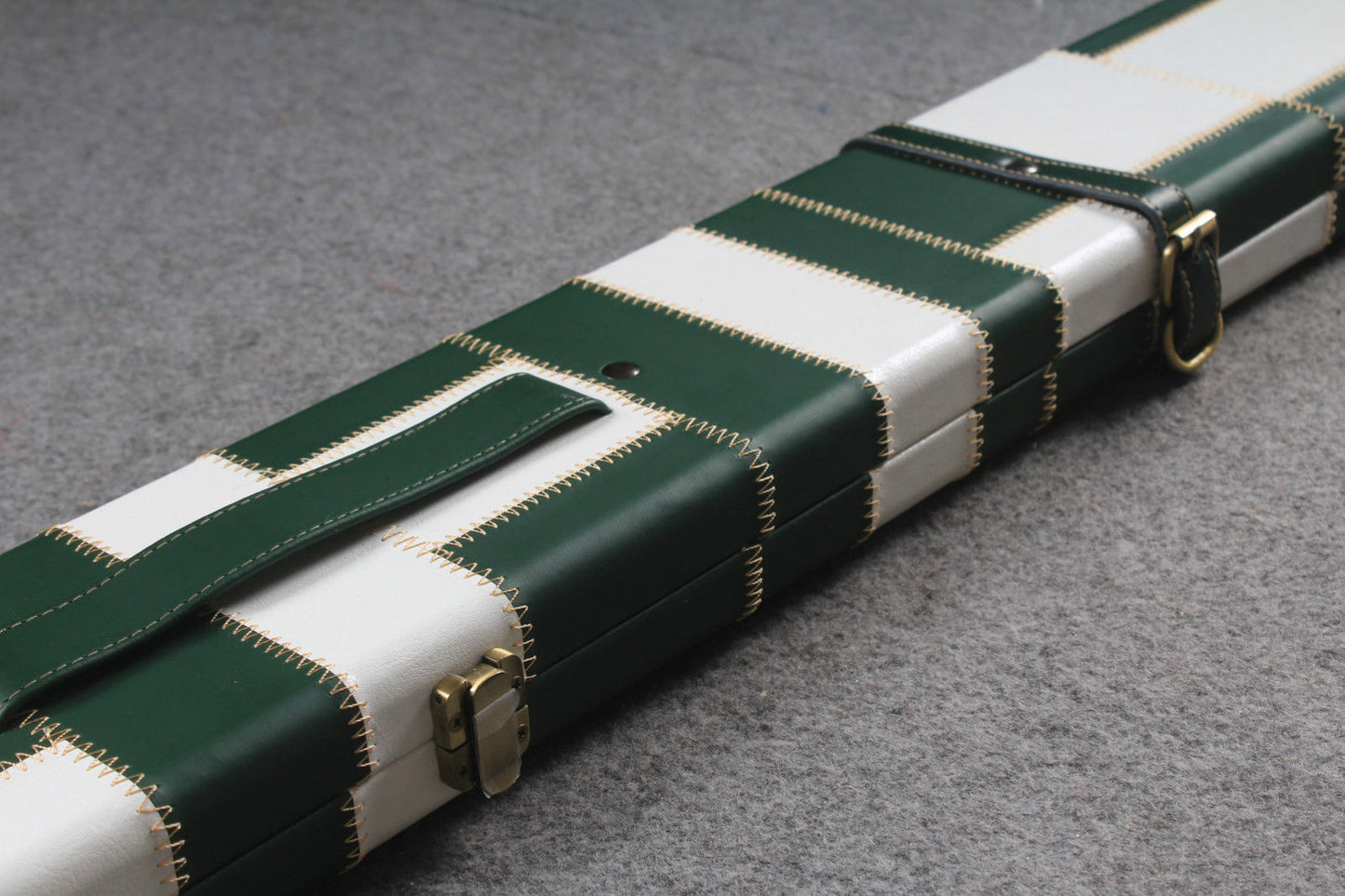 3/4 Deluxe Wide 3 Compartment Tournament Style Snooker Cue Case H6607