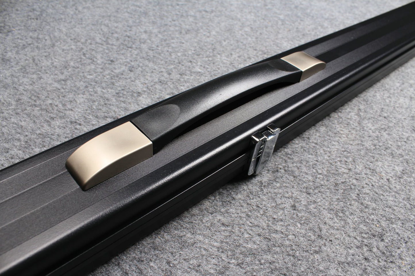 3/4 Cue Case Pro Aluminium Snooker Cue Case With Metal Ends